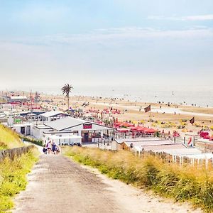 Chalet For 2 At The Beach